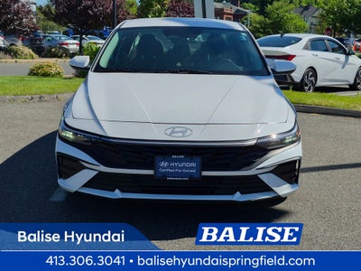 2024 Hyundai Elantra SE