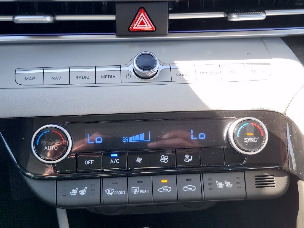 2026 Hyundai Elantra Hybrid Limited