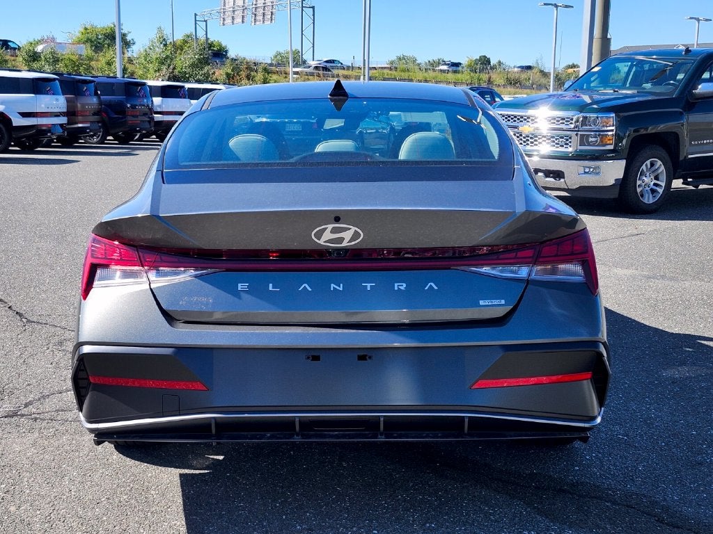 2026 Hyundai Elantra Hybrid Limited