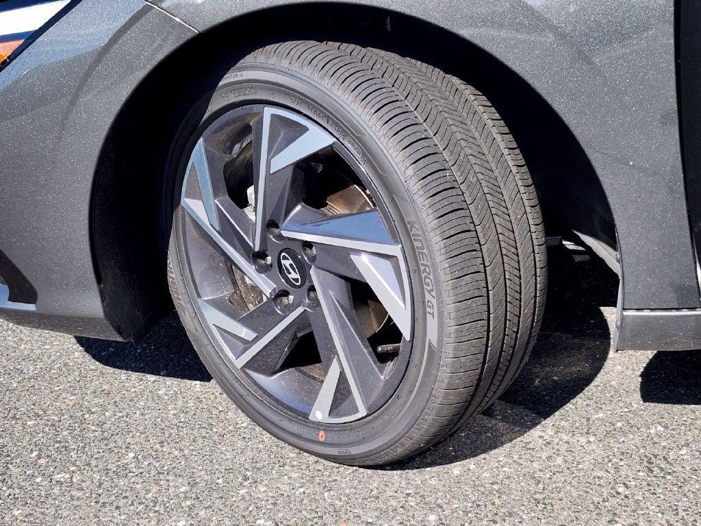 2026 Hyundai Elantra Hybrid Limited
