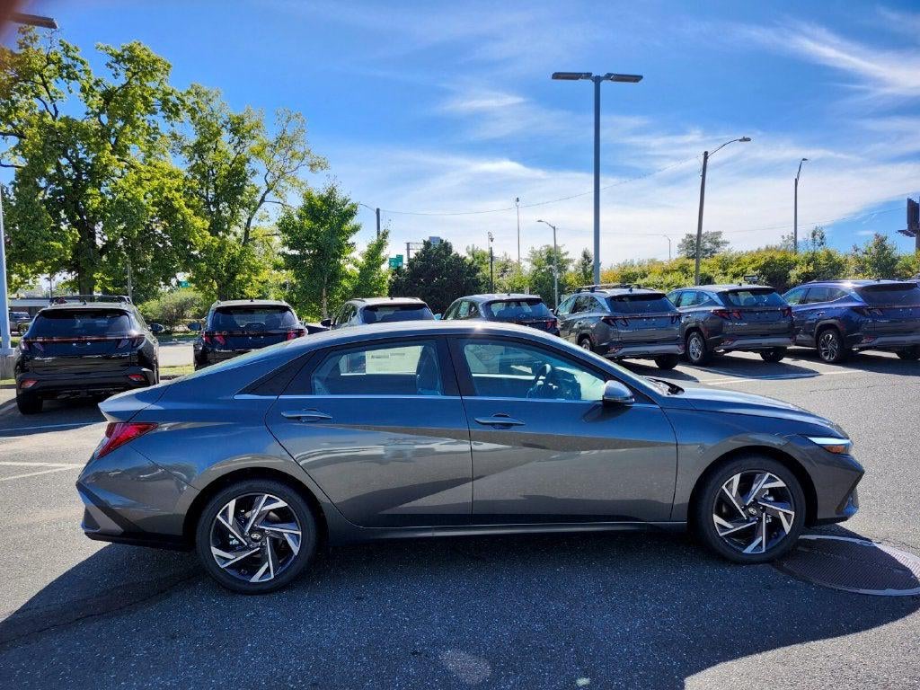 2026 Hyundai Elantra Hybrid Limited