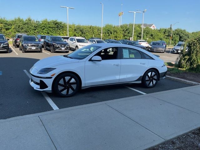 2024 Hyundai IONIQ 6 SE