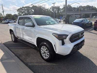 2025 Toyota Tacoma 4WD SR5