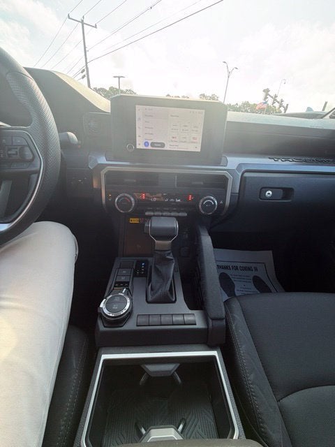 2025 Toyota Tacoma 4WD SR5