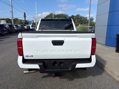 2025 Toyota Tacoma 4WD SR5