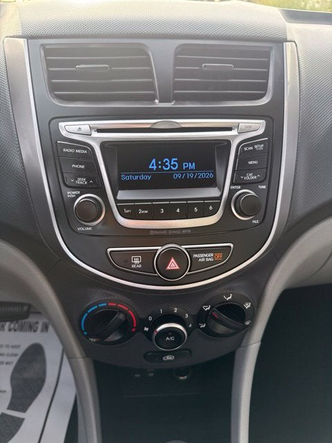 2016 Hyundai Accent SE