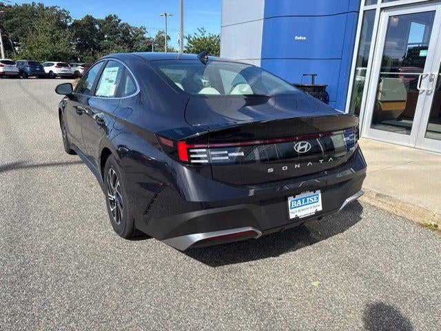 2026 Hyundai Sonata Hybrid Blue