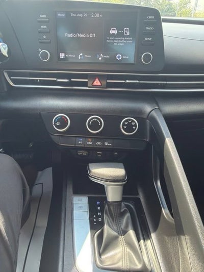 2026 Hyundai Elantra SE