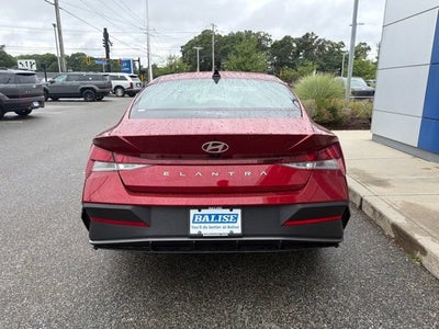 2024 Hyundai Elantra SEL