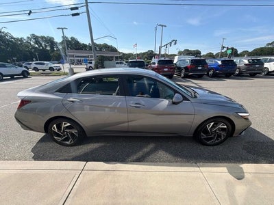 2024 Hyundai Elantra Limited