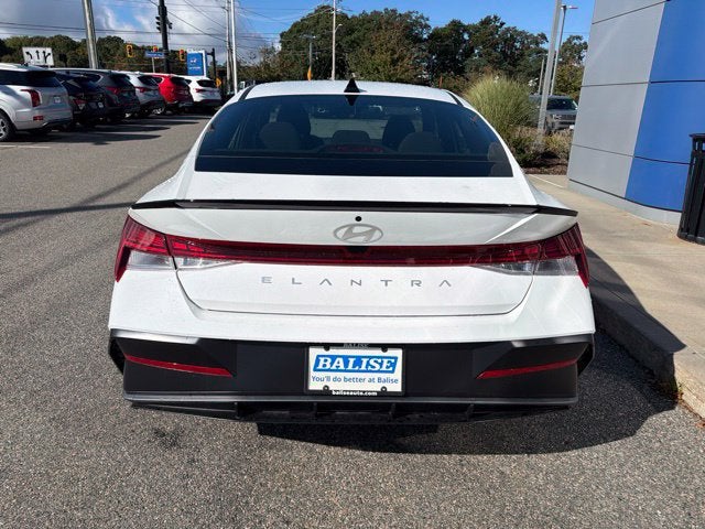2026 Hyundai Elantra SEL Sport Premium