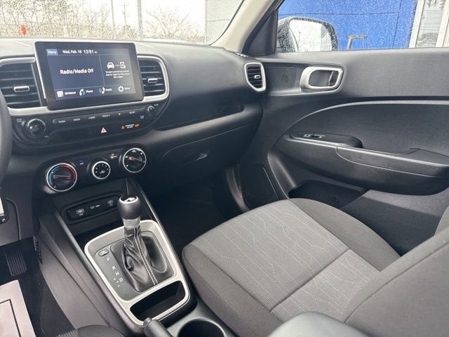 2026 Hyundai Venue SE