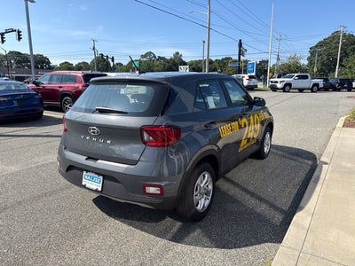 2026 Hyundai Venue SE