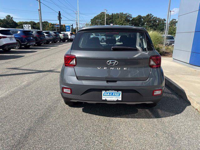 2026 Hyundai Venue SE