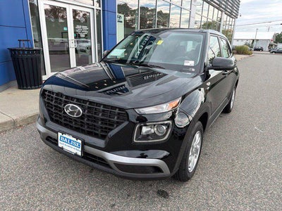 2026 Hyundai Venue SE