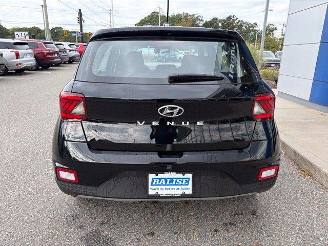 2026 Hyundai Venue SE