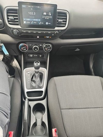 2026 Hyundai Venue SE