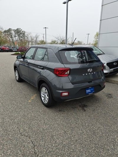 2026 Hyundai Venue SE