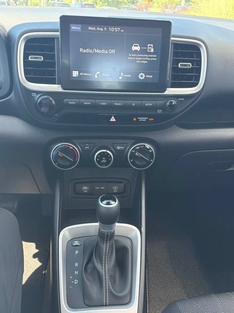 2026 Hyundai Venue SE