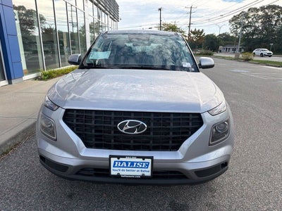 2026 Hyundai Venue SE