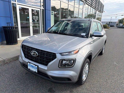 2026 Hyundai Venue SE