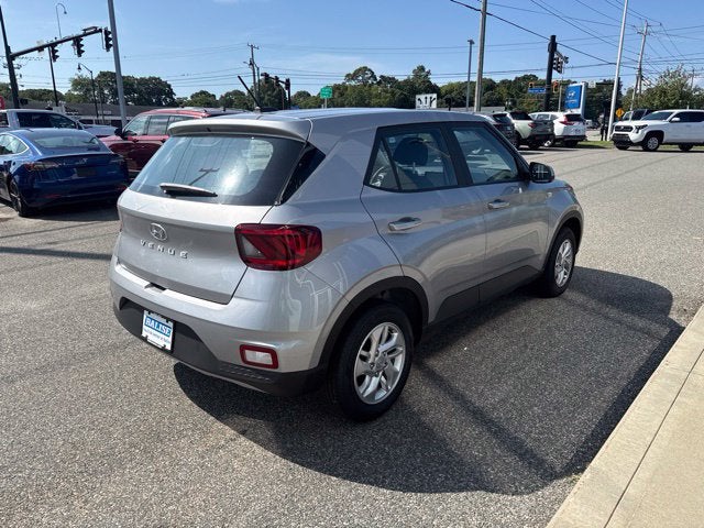 2026 Hyundai Venue SE