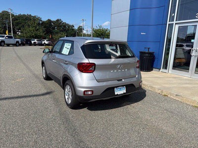 2026 Hyundai Venue SE