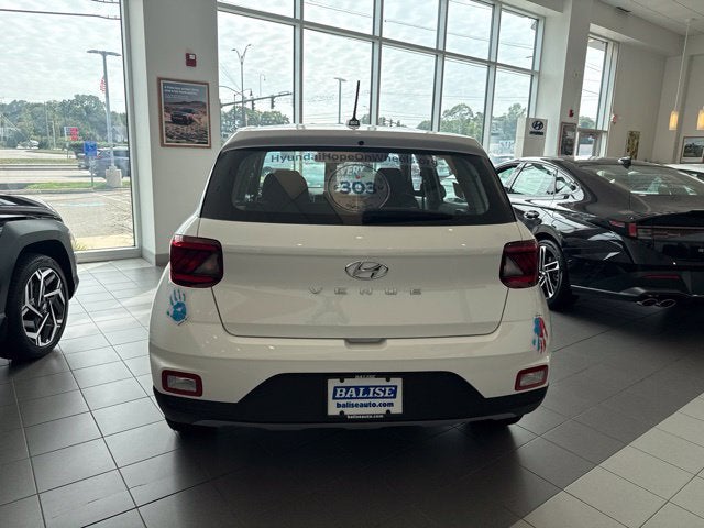 2026 Hyundai Venue SE
