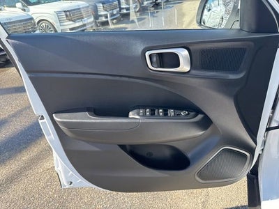 2026 Hyundai Venue SE