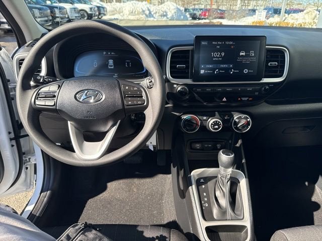 2026 Hyundai Venue SE