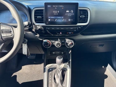 2026 Hyundai Venue SE