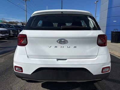 2026 Hyundai Venue SE