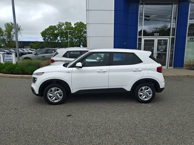 2026 Hyundai Venue SE