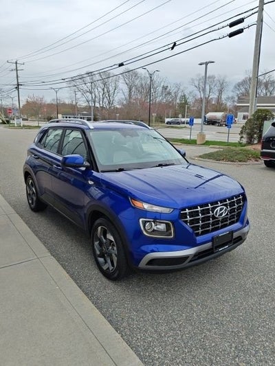 2023 Hyundai Venue SEL