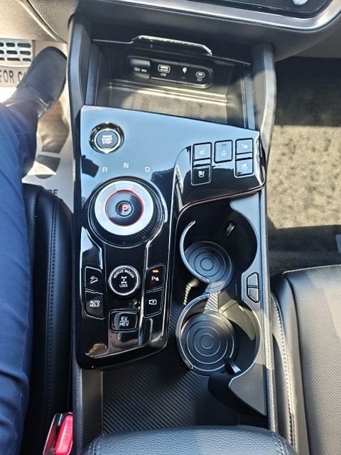 2025 Kia Sportage Plug-In Hybrid X-Line Prestige