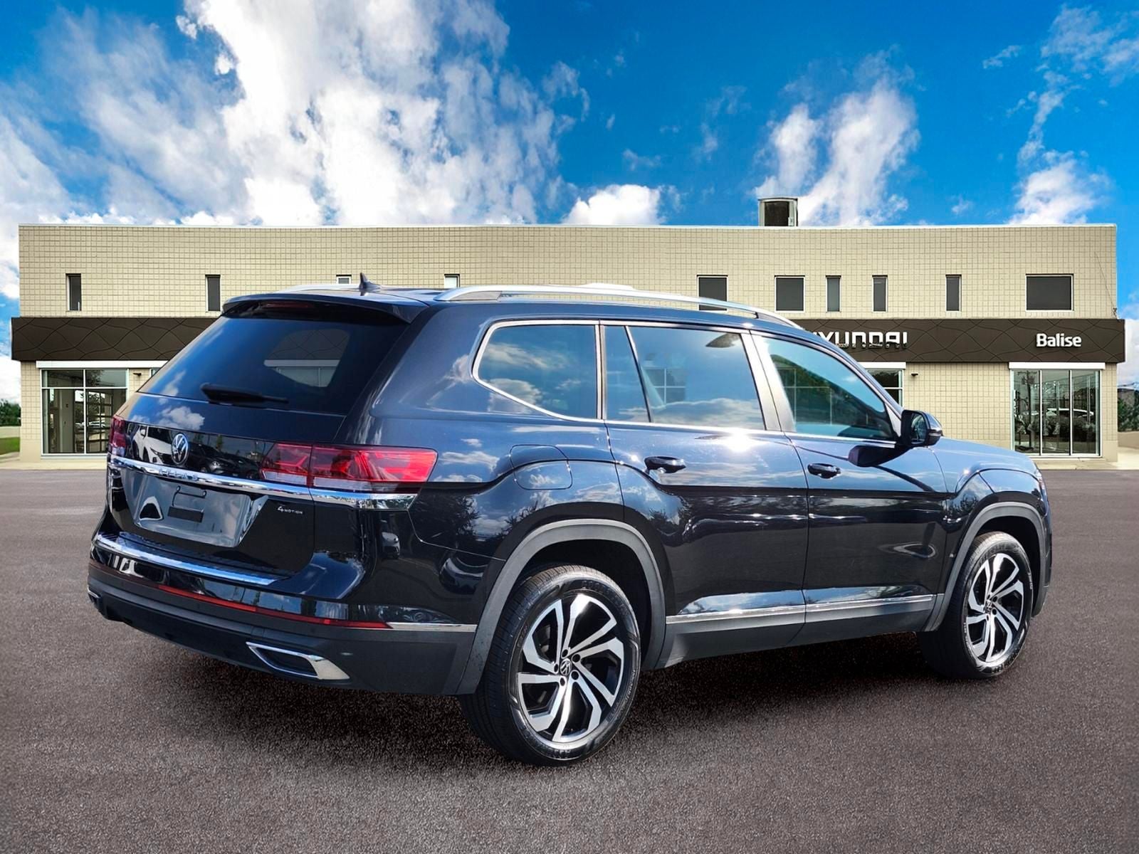 2023 Volkswagen Atlas 2.0T SEL