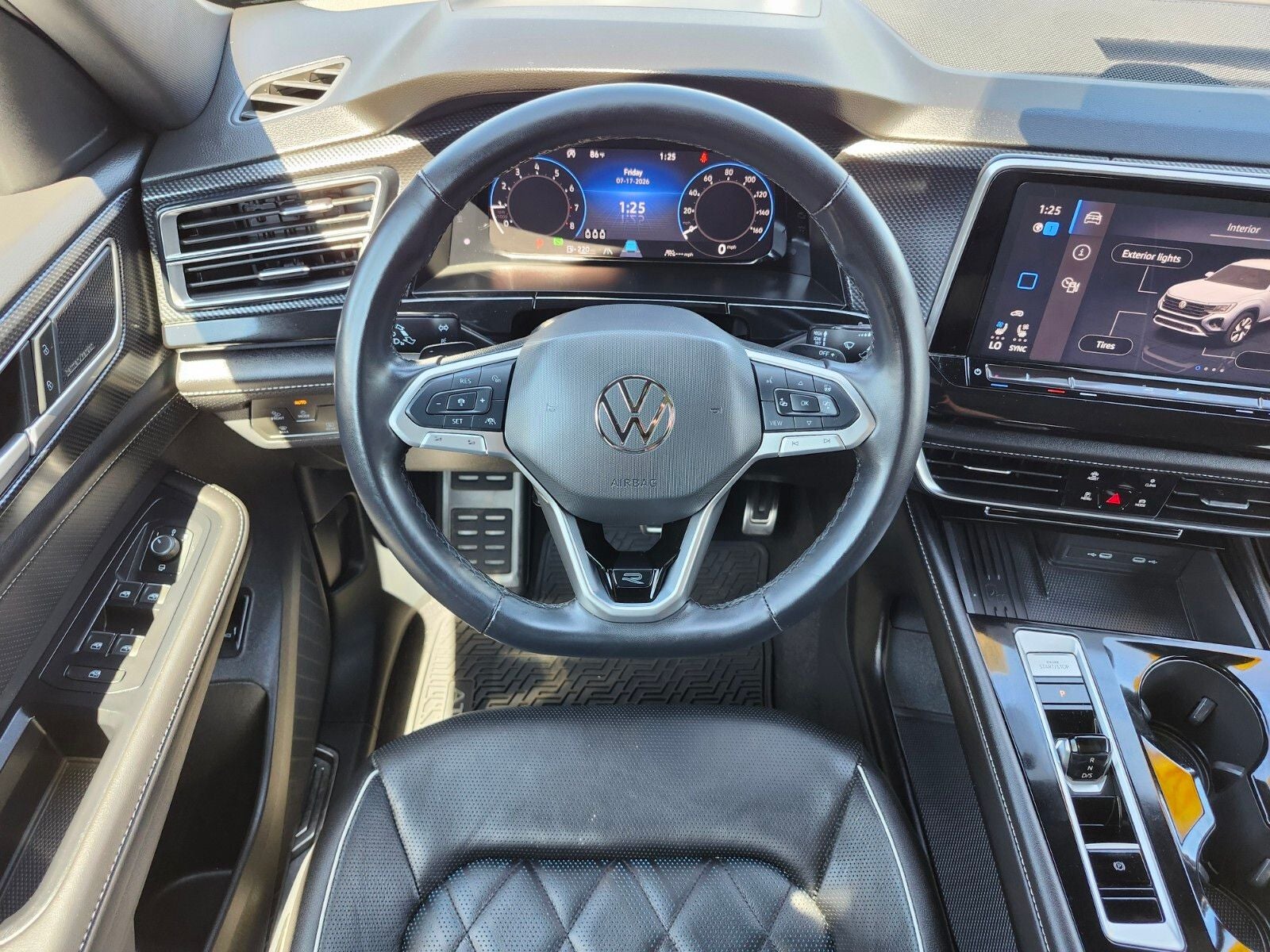 2025 Volkswagen Atlas Cross Sport 2.0T SEL Premium R-Line