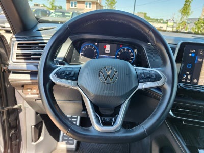 2025 Volkswagen Atlas Cross Sport 2.0T SEL Premium R-Line