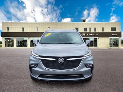 2023 Buick Enclave Essence