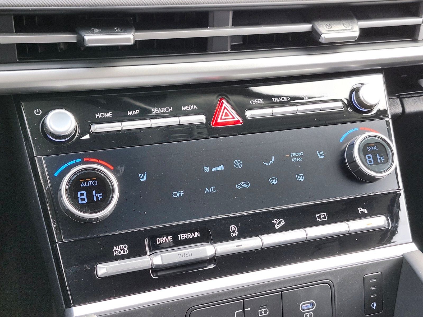 2026 Hyundai Santa Fe XRT
