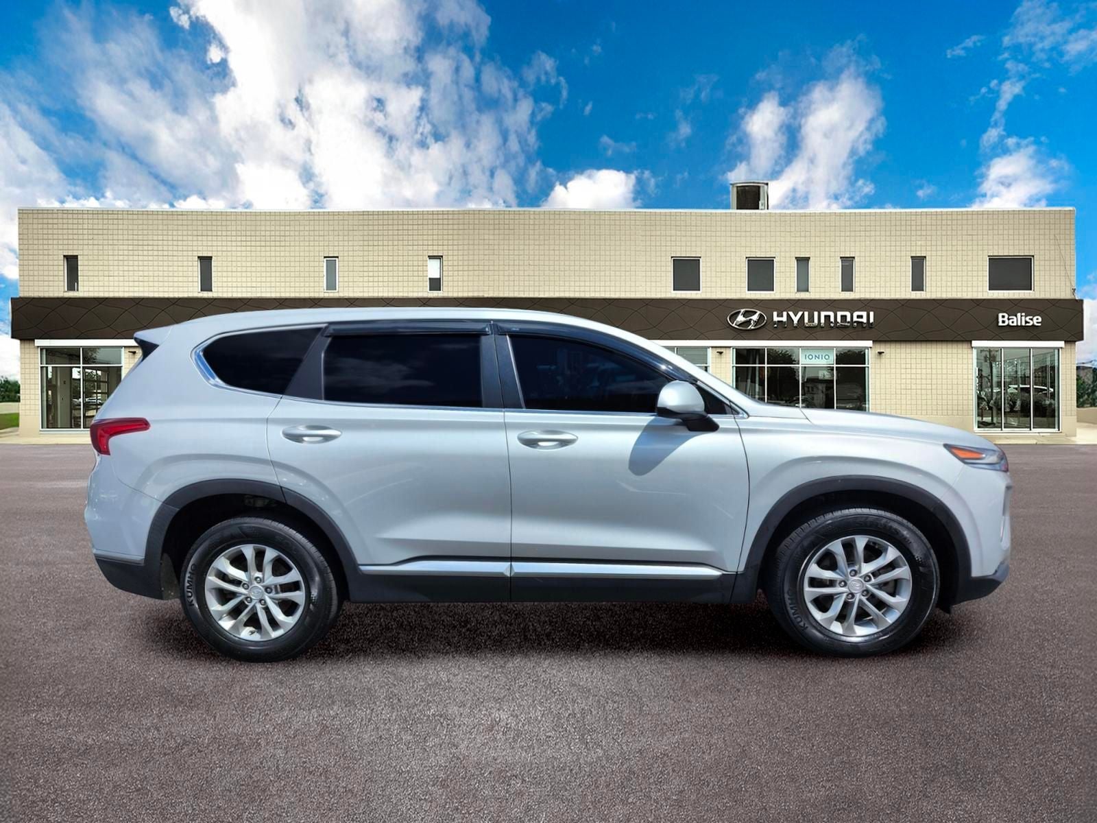 2019 Hyundai Santa Fe SE
