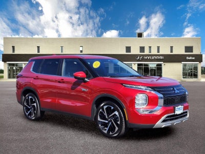 2023 Mitsubishi Outlander PHEV SE
