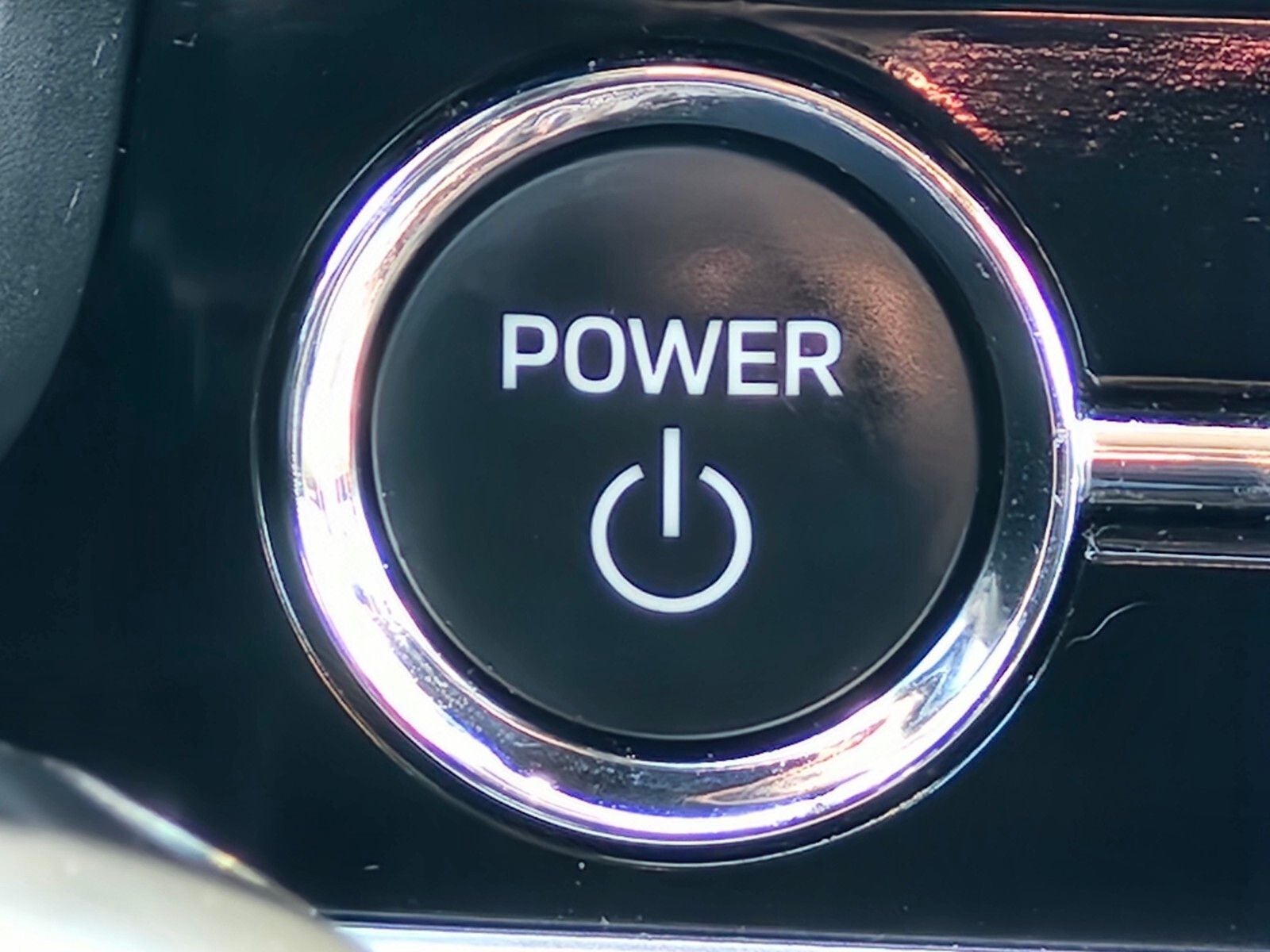 2023 Mitsubishi Outlander PHEV SE