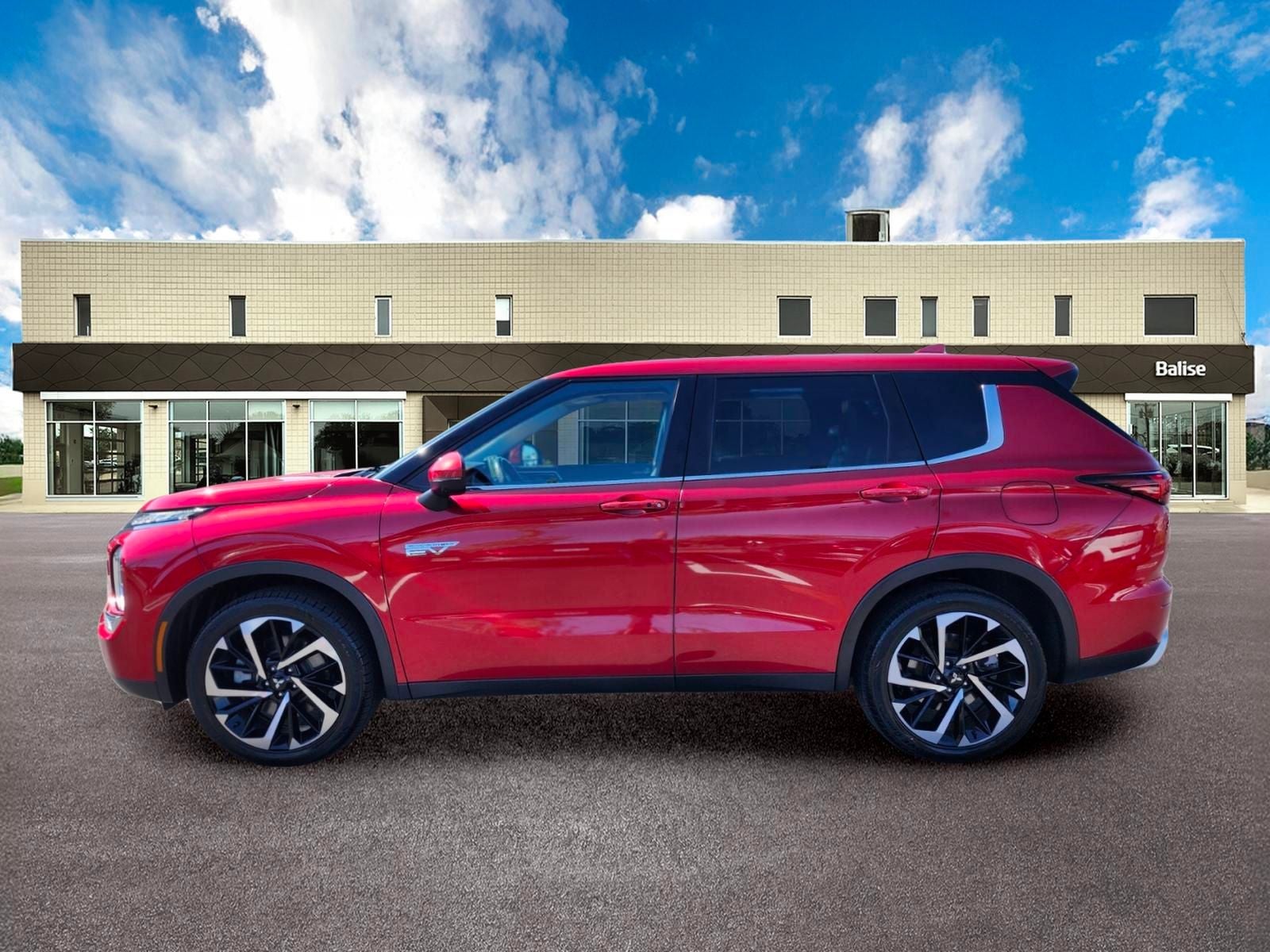 2023 Mitsubishi Outlander PHEV SE