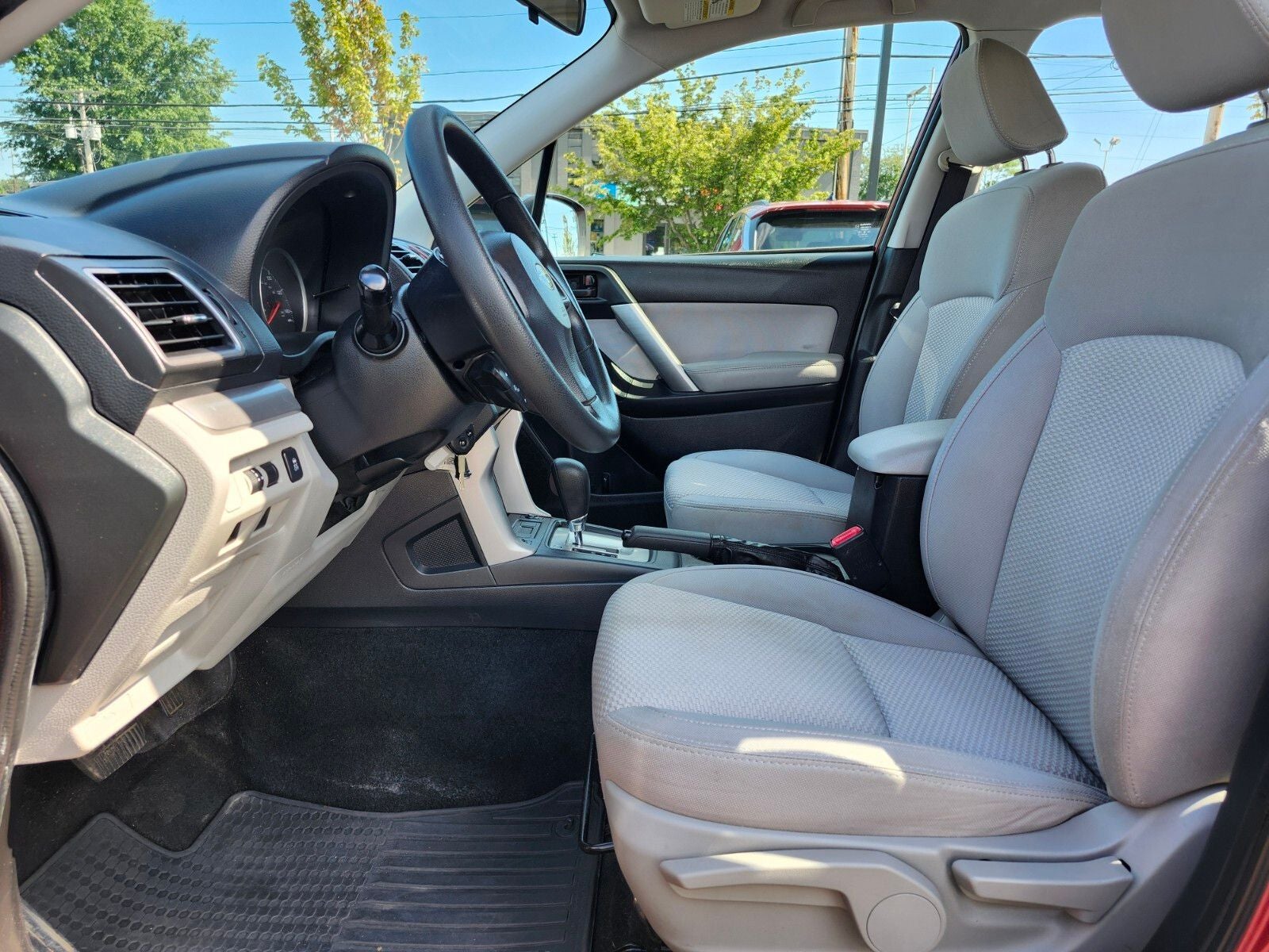 2016 Subaru Forester 2.5i