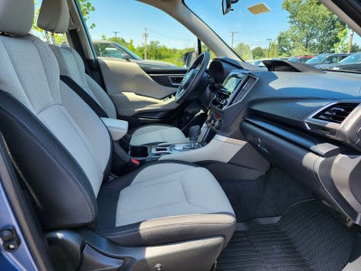 2023 Subaru Forester Base
