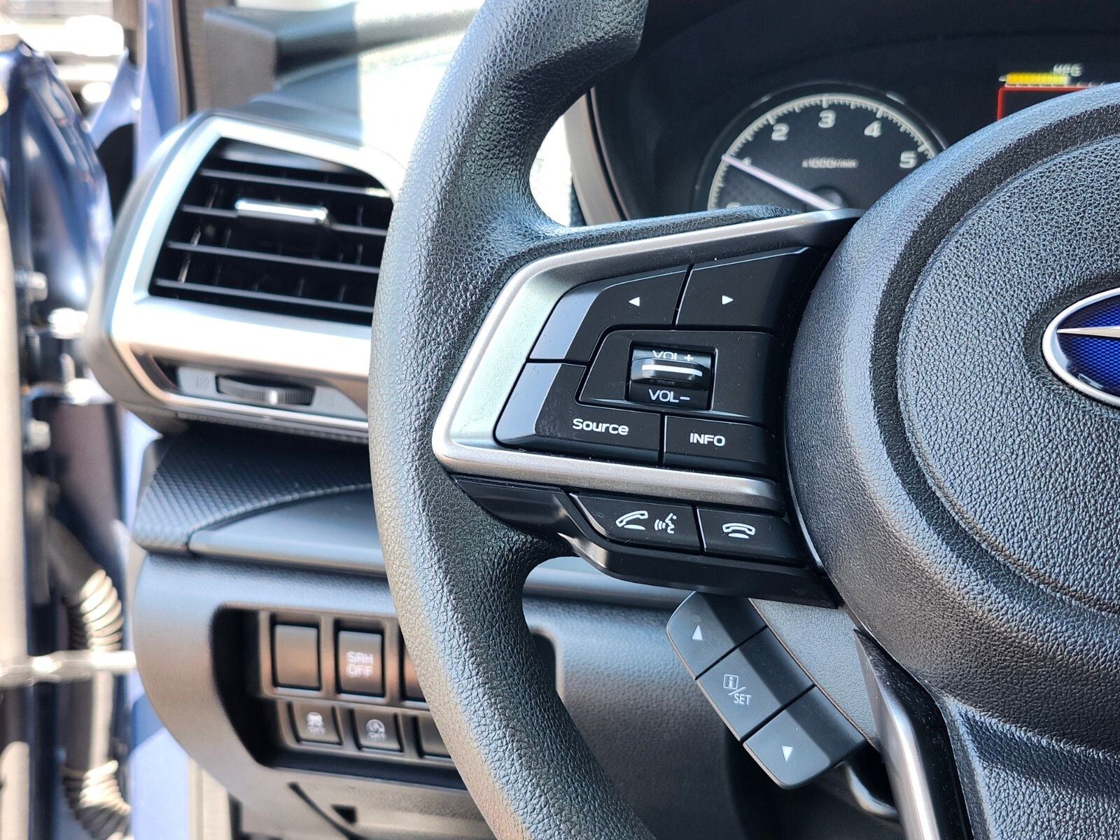 2023 Subaru Forester Base