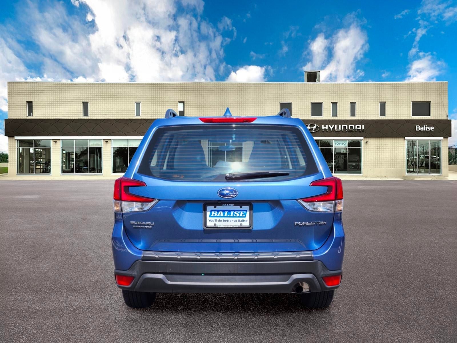 2023 Subaru Forester Base