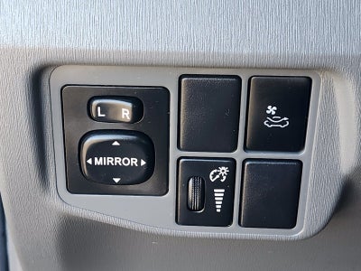 2010 Toyota Prius IV Solar Roof Package