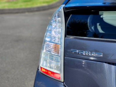 2010 Toyota Prius IV Solar Roof Package